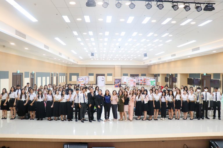 การเสวนาและการนำเสนอโครงงานสหกิจศึกษาและการศึกษาเชิงบูรณาการกับการทำงาน